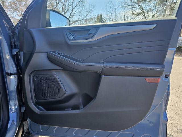 new 2025 Ford Escape car, priced at $29,641