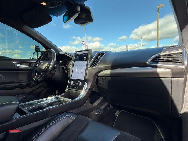 used 2022 Ford Edge car, priced at $25,000
