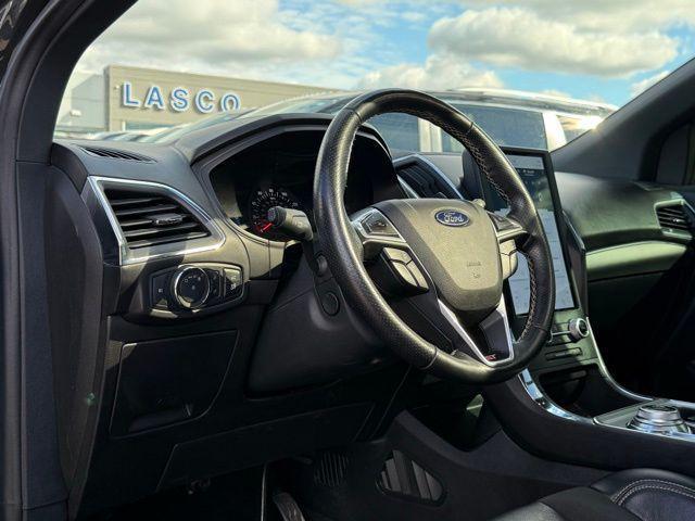 used 2022 Ford Edge car, priced at $25,000