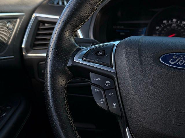 used 2022 Ford Edge car, priced at $25,000