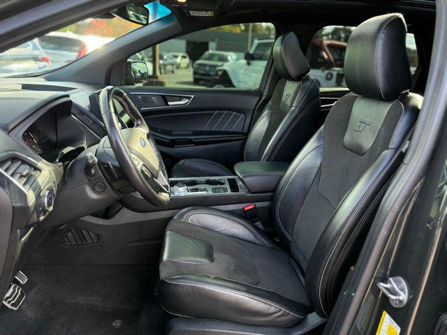 used 2022 Ford Edge car, priced at $25,000