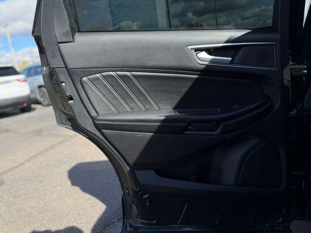 used 2022 Ford Edge car, priced at $25,000