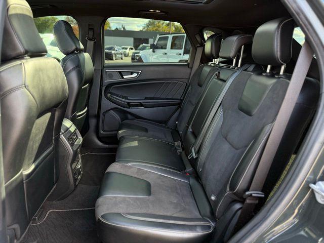 used 2022 Ford Edge car, priced at $25,000
