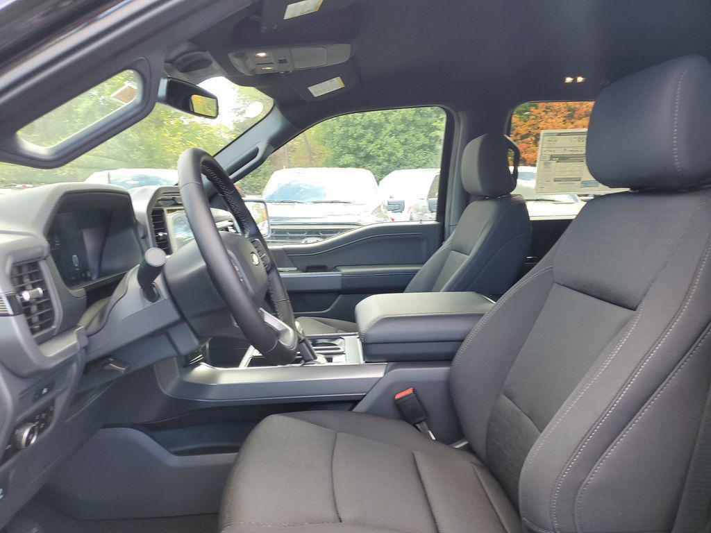 new 2025 Ford F-150 car, priced at $52,237