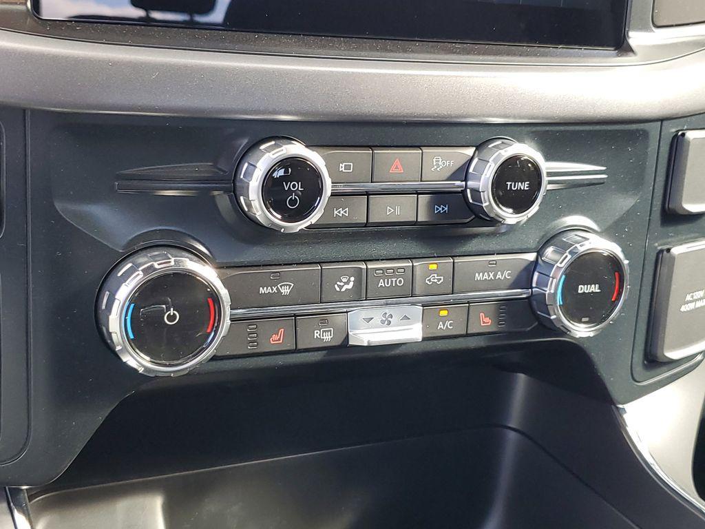 new 2025 Ford F-150 car, priced at $52,237