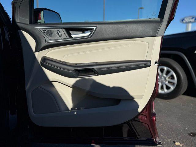 used 2024 Ford Edge car, priced at $33,500