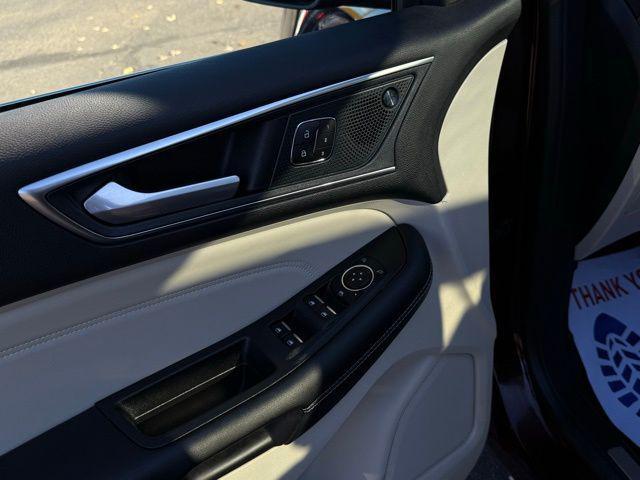 used 2024 Ford Edge car, priced at $33,500