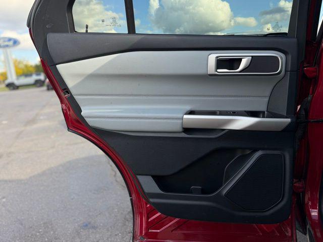 used 2023 Ford Explorer car, priced at $33,500