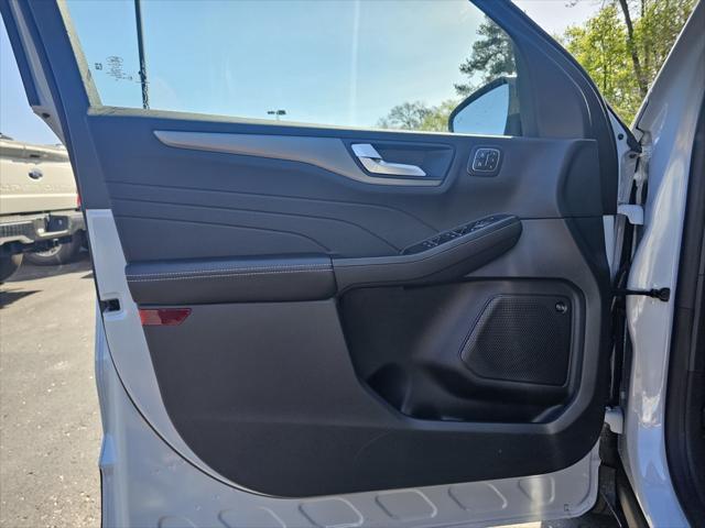 new 2025 Ford Escape car, priced at $30,369