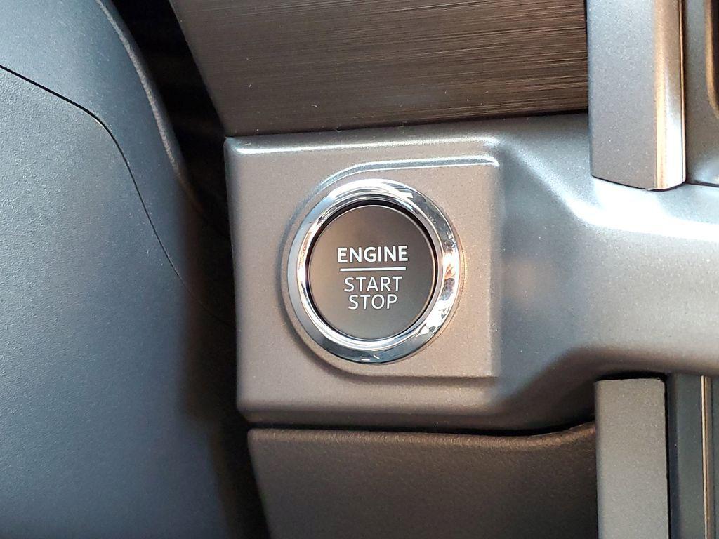 new 2025 Ford F-150 car, priced at $51,719