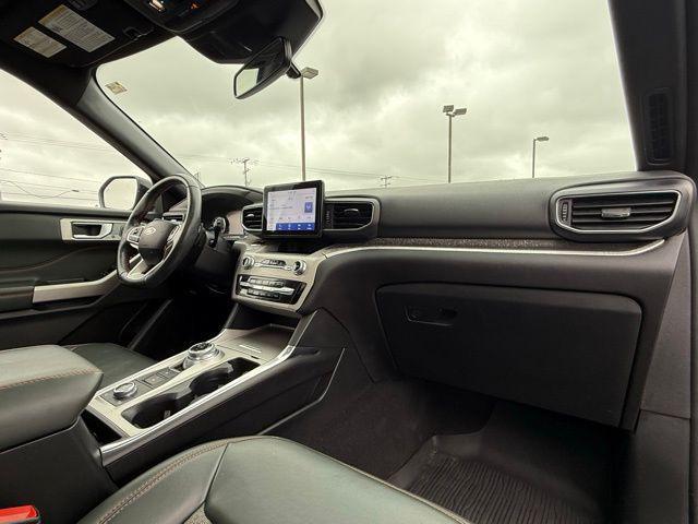 used 2023 Ford Explorer car, priced at $35,000