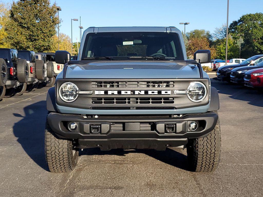 new 2025 Ford Bronco car, priced at $51,654