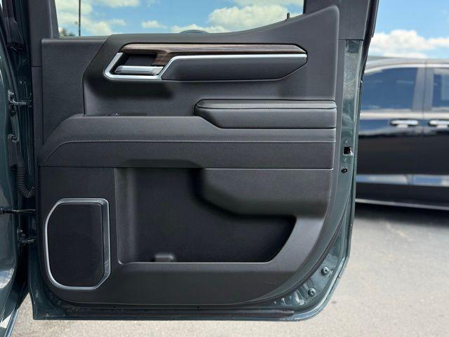 used 2025 Chevrolet Silverado 1500 car, priced at $44,000