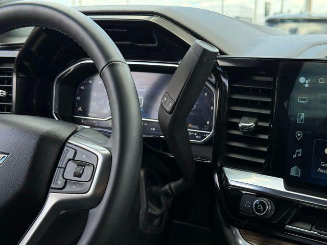 used 2025 Chevrolet Silverado 1500 car, priced at $44,000