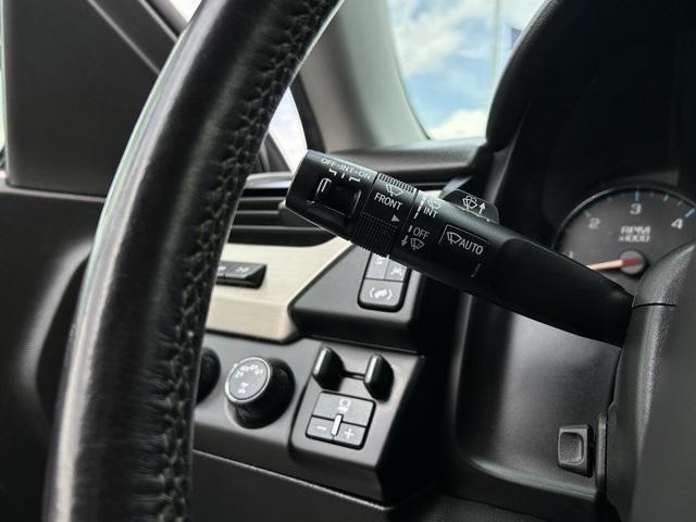 used 2020 GMC Yukon XL car, priced at $40,000