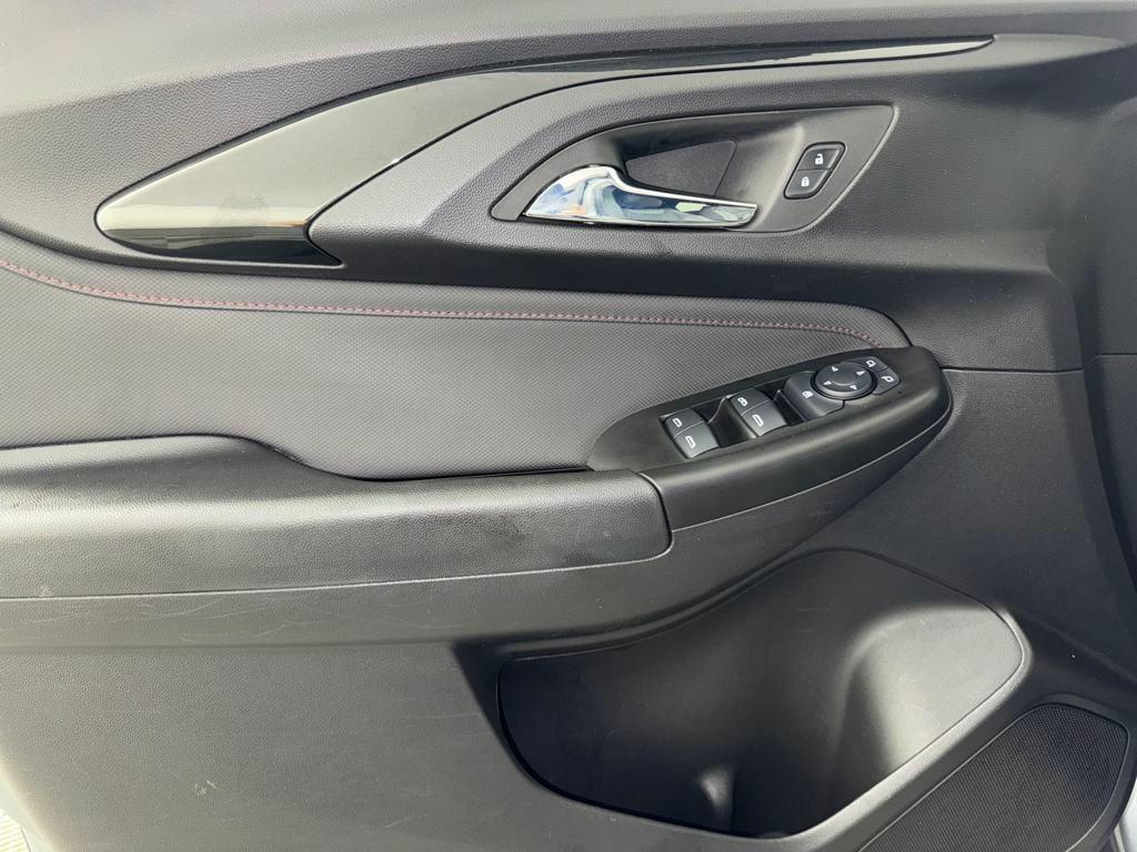 used 2023 Chevrolet TrailBlazer car, priced at $20,977