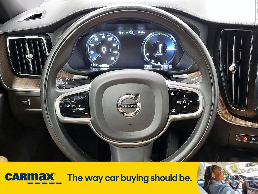 used 2021 Volvo XC60 car, priced at $36,998