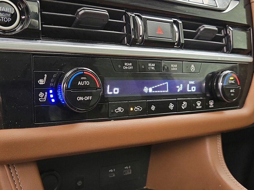 used 2022 Nissan Pathfinder car, priced at $37,998