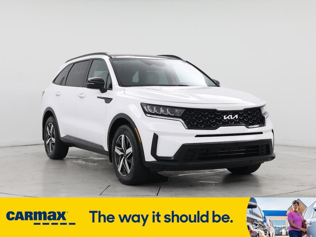 used 2022 Kia Sorento car, priced at $27,998