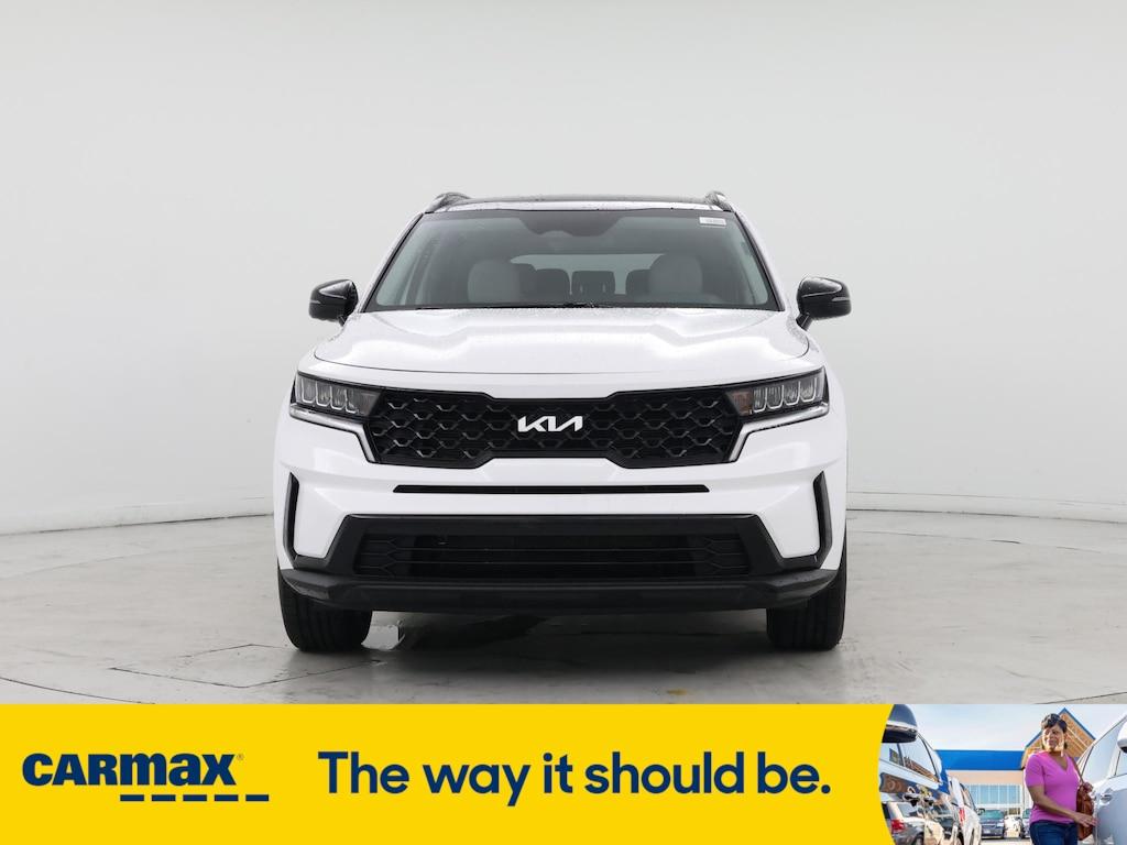 used 2022 Kia Sorento car, priced at $27,998