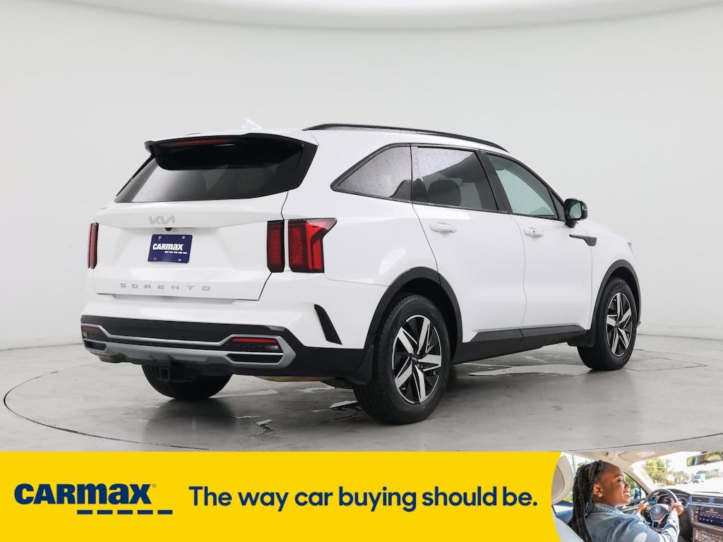 used 2022 Kia Sorento car, priced at $27,998