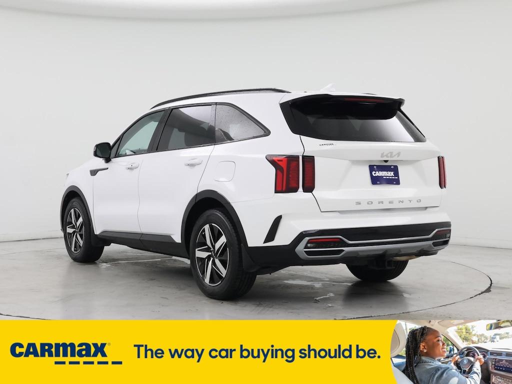 used 2022 Kia Sorento car, priced at $27,998