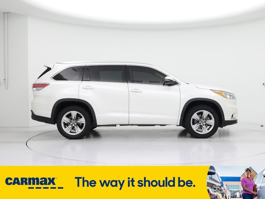 used 2016 Toyota Highlander car, priced at $23,998