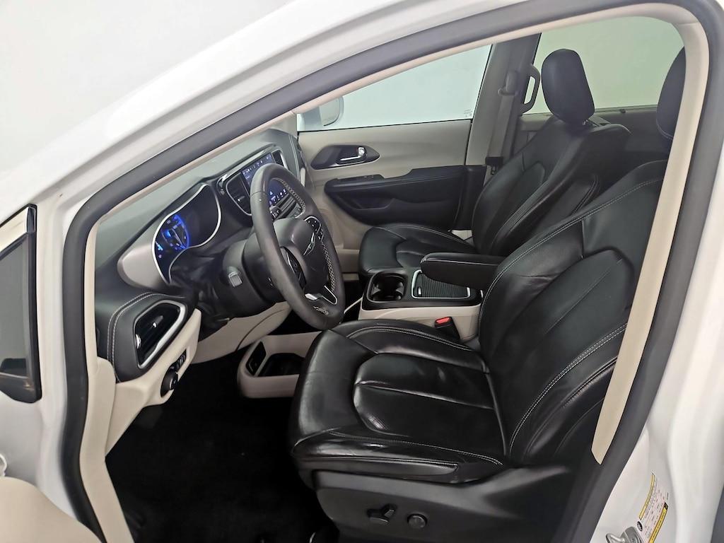 used 2022 Chrysler Pacifica car, priced at $30,998