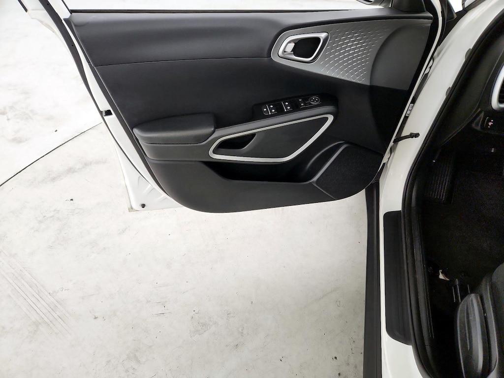 used 2021 Kia Soul car, priced at $15,998