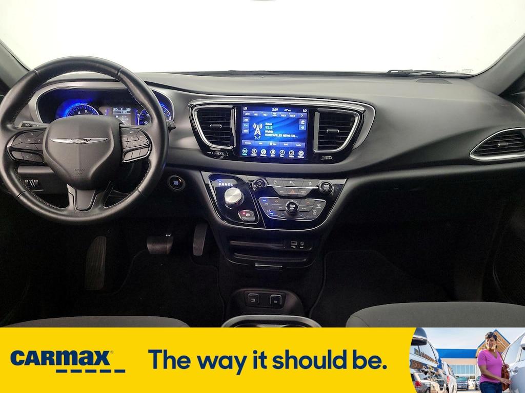 used 2019 Chrysler Pacifica car, priced at $25,998