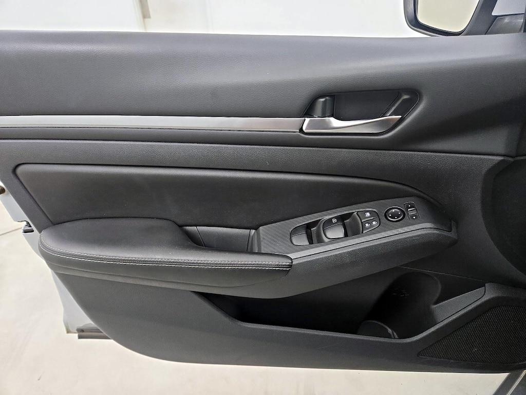 used 2022 Nissan Altima car, priced at $20,998