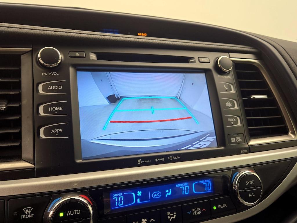 used 2019 Toyota Highlander car, priced at $27,998