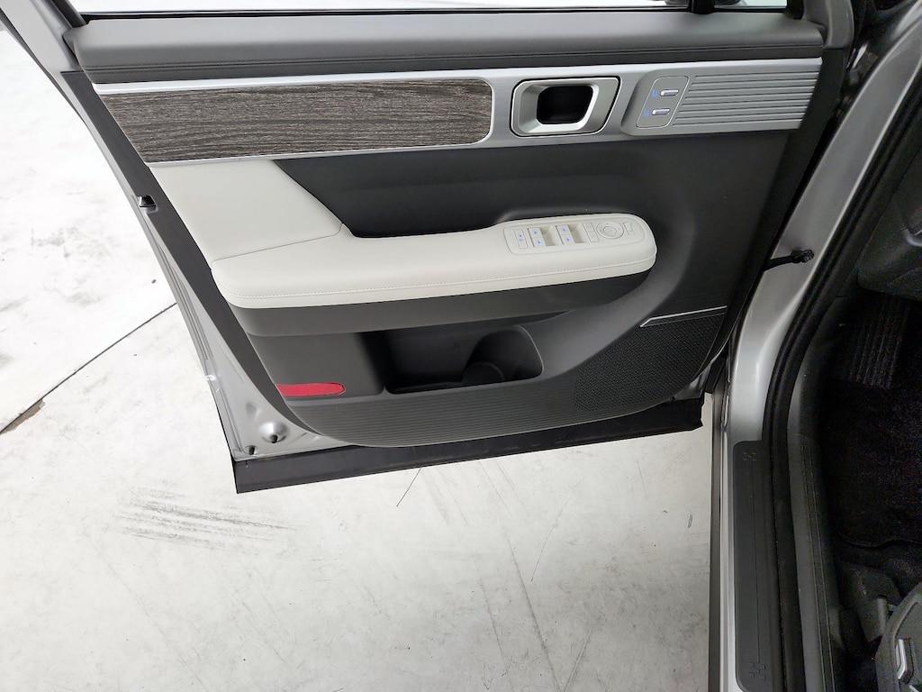 used 2024 Hyundai Santa Fe car, priced at $38,998