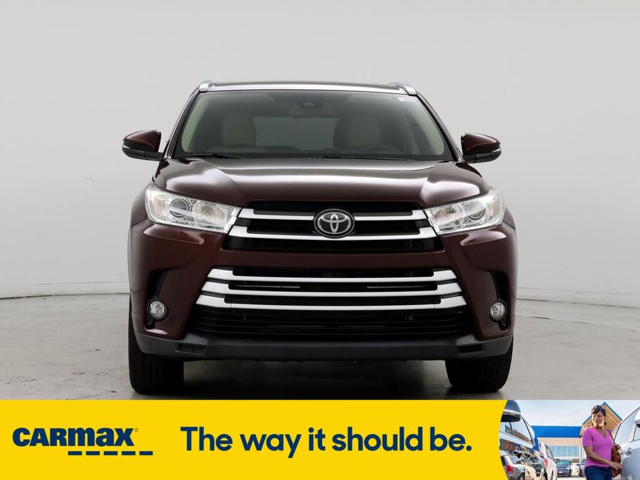 used 2019 Toyota Highlander car, priced at $31,998