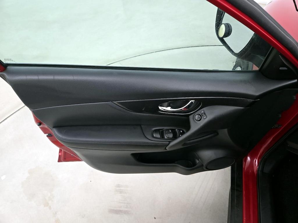 used 2017 Nissan Rogue car, priced at $12,998
