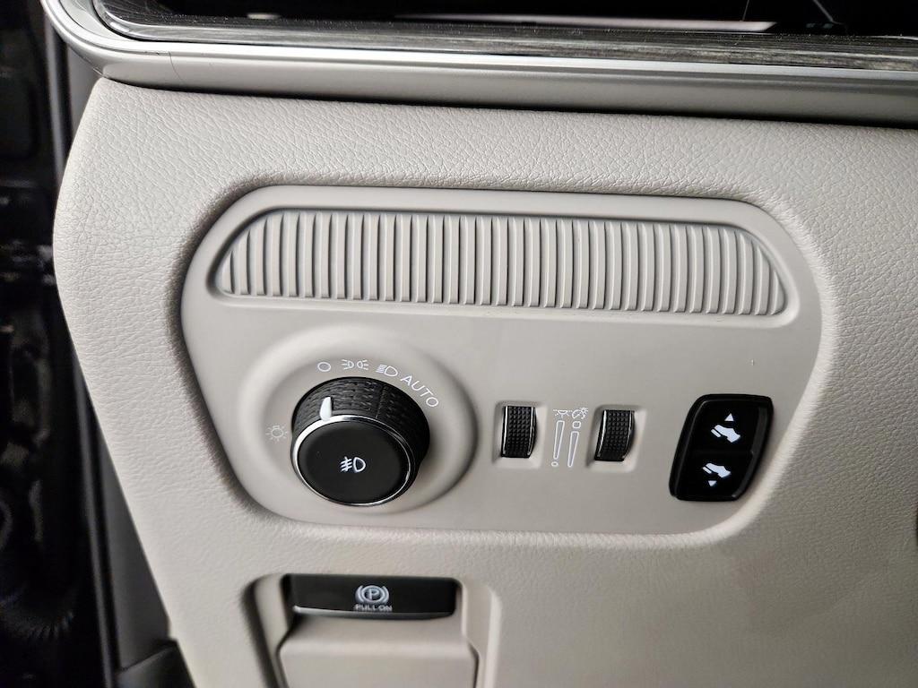 used 2022 Jeep Wagoneer car, priced at $48,998