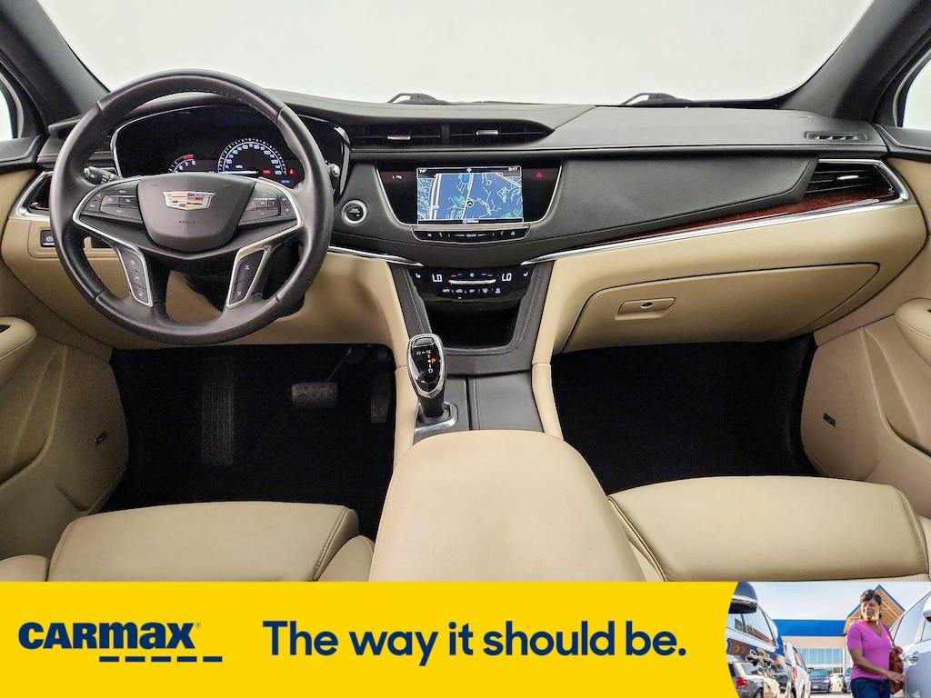 used 2017 Cadillac XT5 car, priced at $19,998