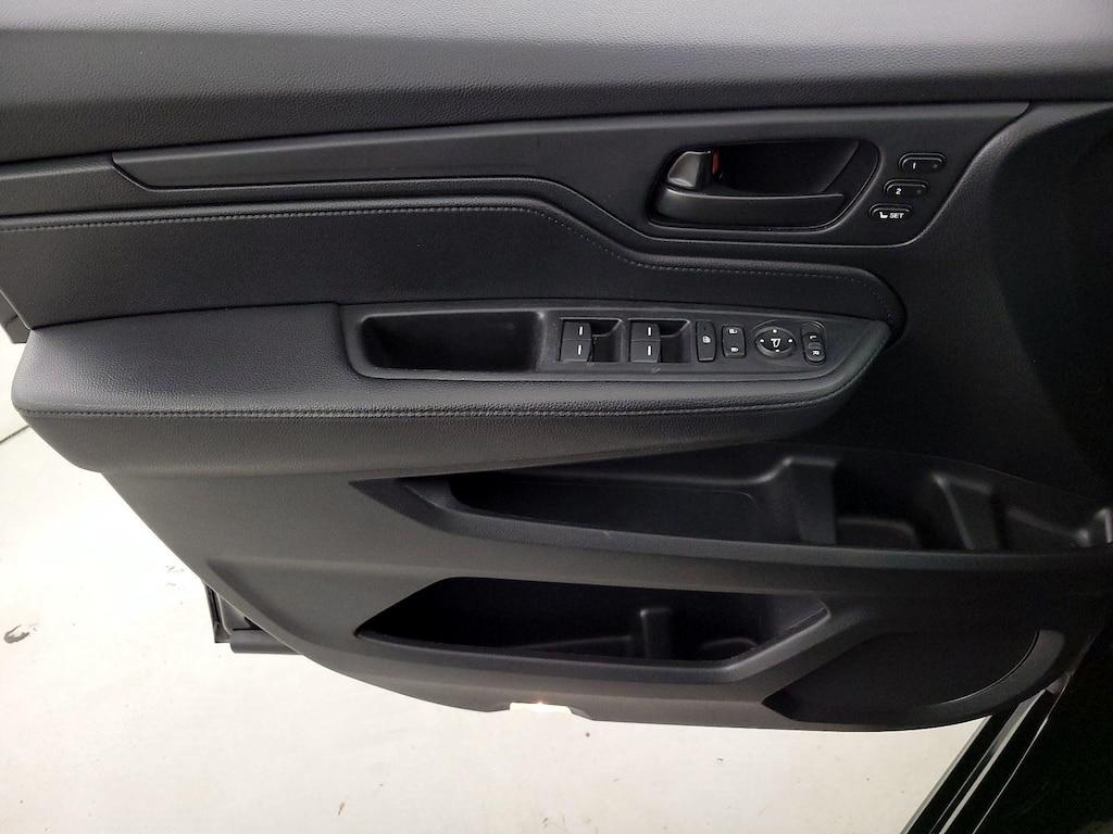 used 2023 Honda Odyssey car, priced at $33,998