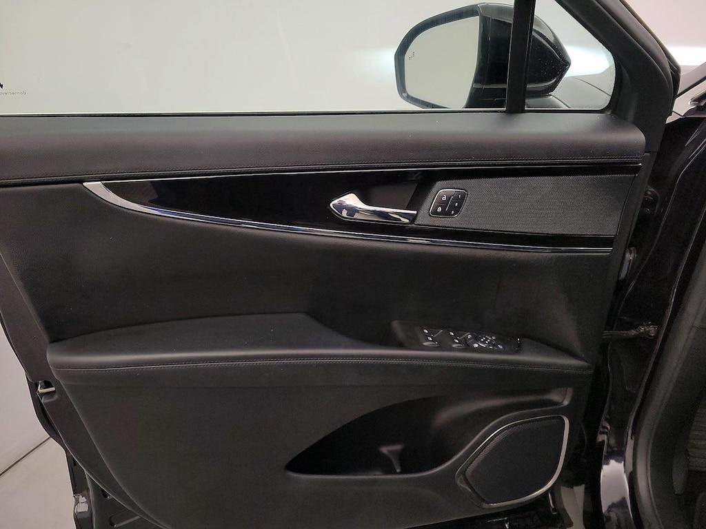 used 2021 Lincoln Nautilus car, priced at $27,998