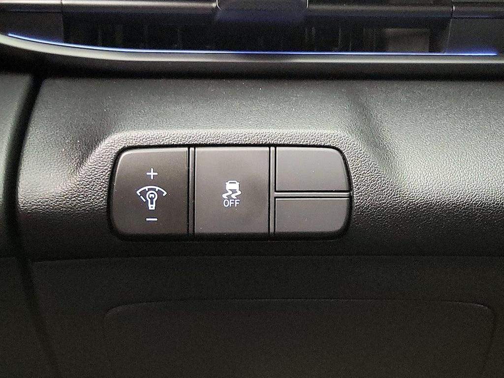 used 2025 Hyundai Elantra car, priced at $32,998