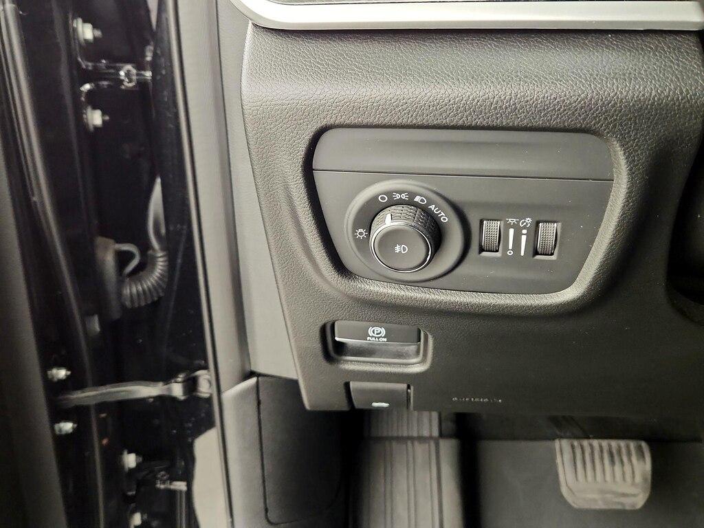 used 2022 Jeep Grand Cherokee car, priced at $31,998