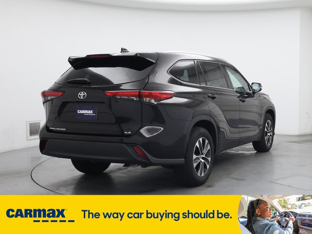 used 2021 Toyota Highlander car, priced at $34,998