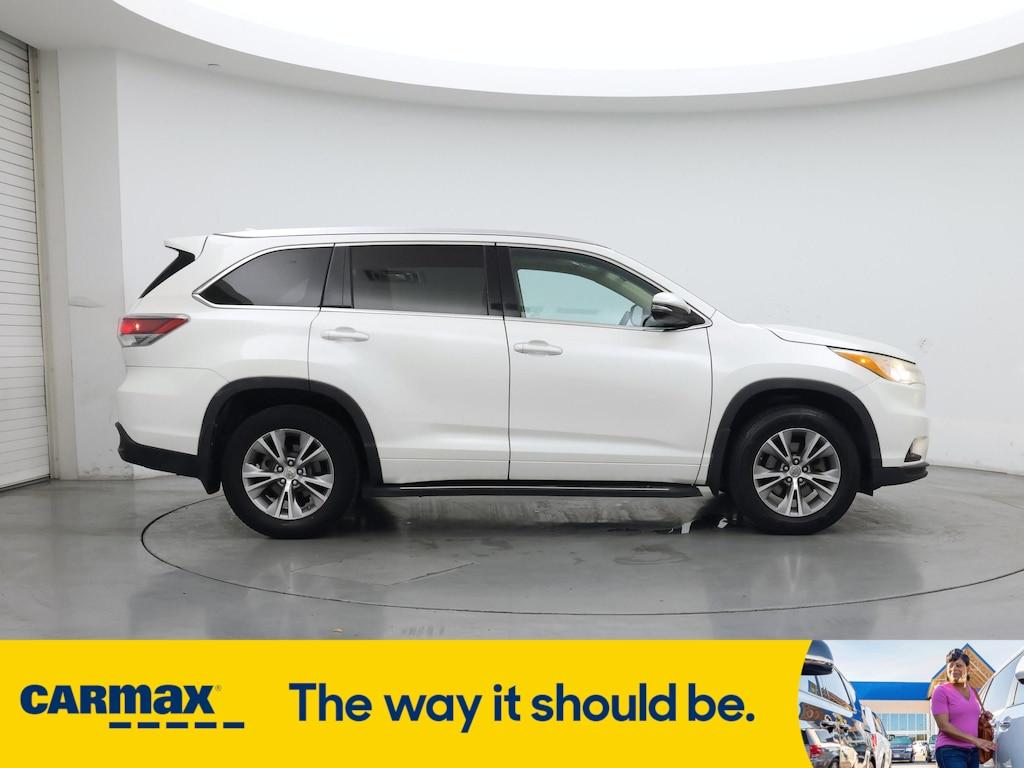 used 2014 Toyota Highlander car, priced at $18,998
