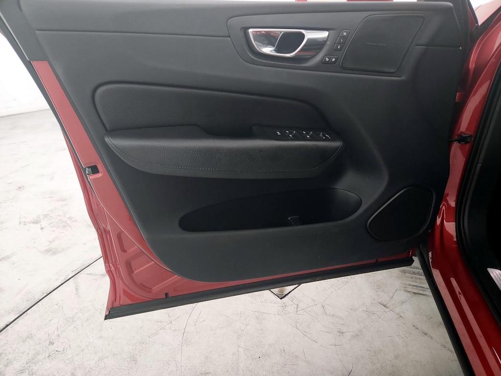 used 2019 Volvo XC60 car, priced at $25,998