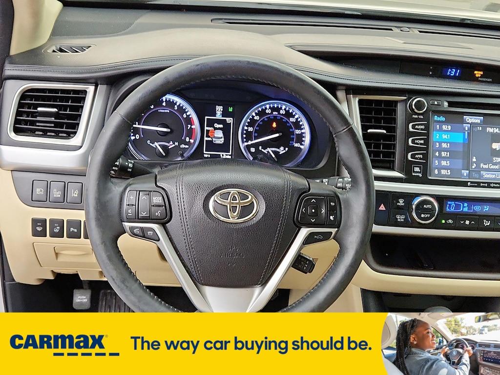 used 2016 Toyota Highlander car, priced at $25,998