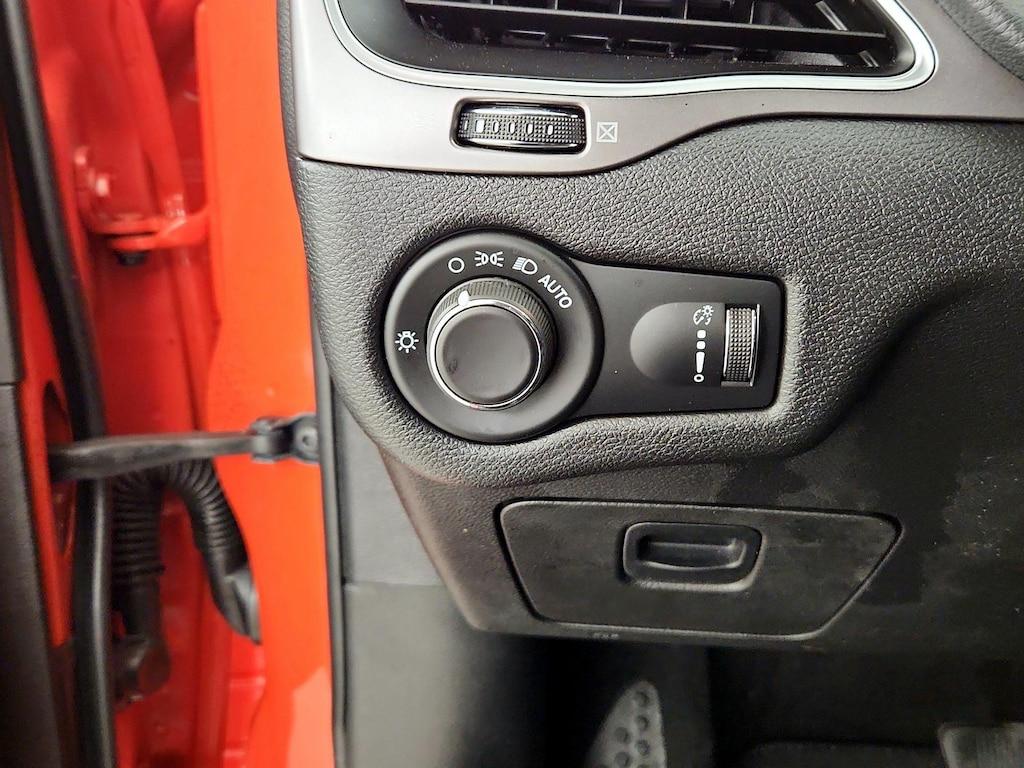 used 2021 Jeep Cherokee car, priced at $20,998
