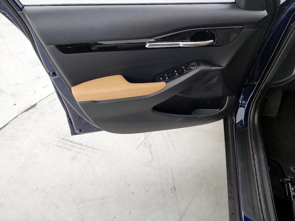 used 2024 Kia Seltos car, priced at $25,998