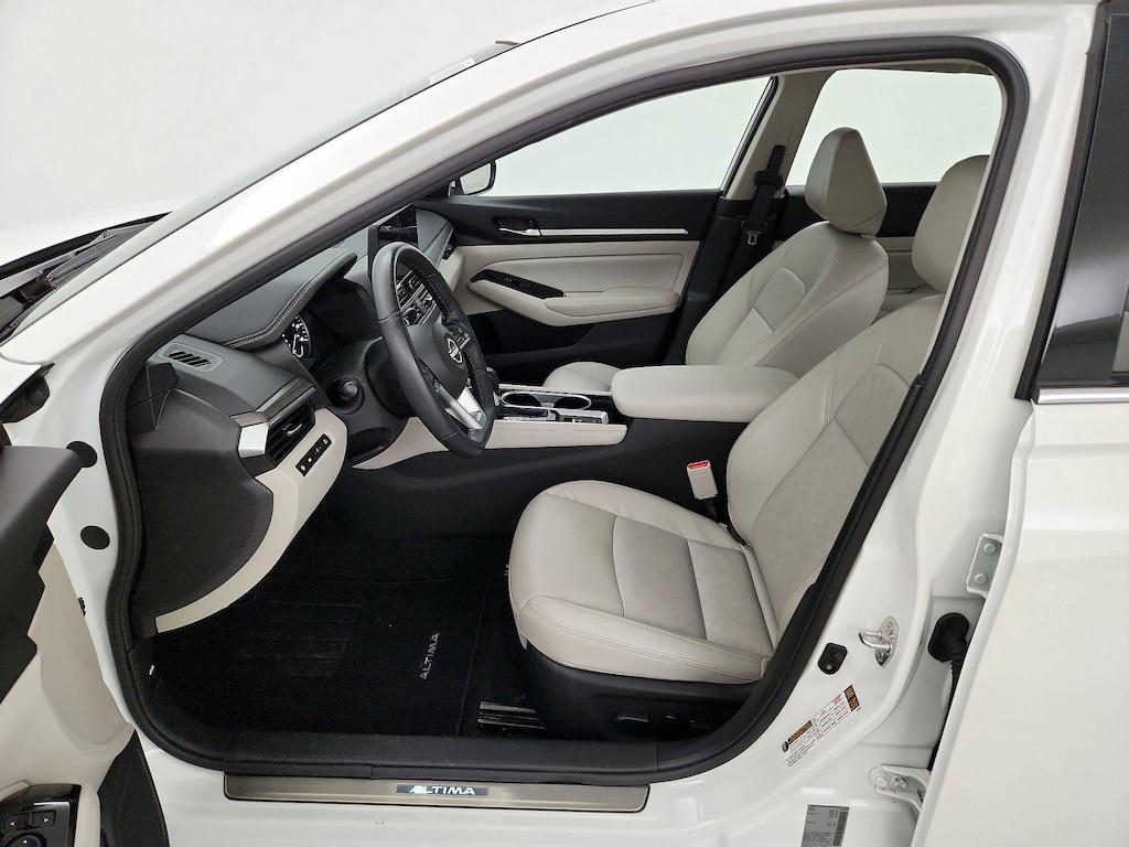 used 2025 Nissan Altima car, priced at $27,998