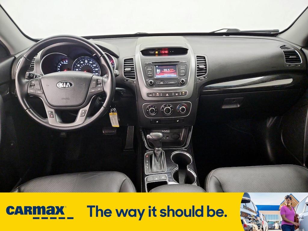 used 2015 Kia Sorento car, priced at $13,998