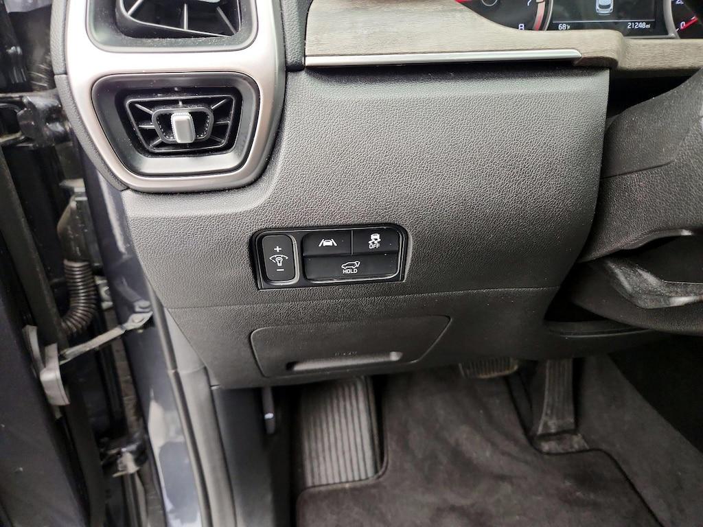 used 2022 Kia Sorento car, priced at $30,998